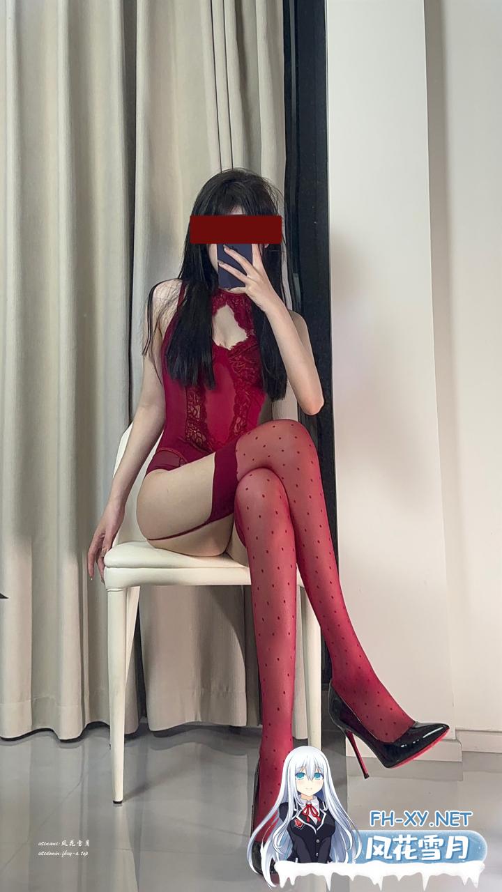 極品白虎反差母狗｜林綰綰｜穿JK制服肛塞足交女上位騎乘內射 撕裂黑絲虐拍翹臀扣穴毒.jpg