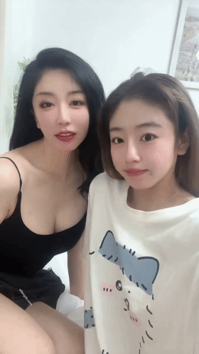 上海顶级颜值真实母女：妈妈40岁原少儿节目主持人-5.gif