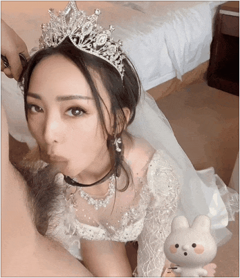 兔兔/tutu521125 VIP群+秀禾群+3P淫乱福利外加兔兔好闺蜜 健身婊啪啪视频福利合集 [6.65G/106V+4268P]-9.gif