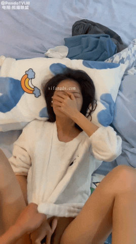 推荐必看！电报合集 近期露脸泄密啪啪合集 众多极品美女自慰口交啪啪 每一个都很顶-9.gif